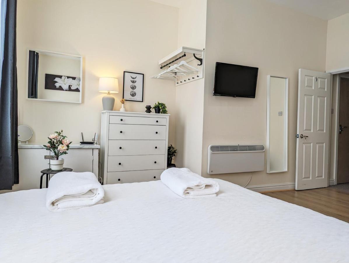 Guest Rooms In Anfiled Near Stadium, Free Parking Liverpool Luaran gambar