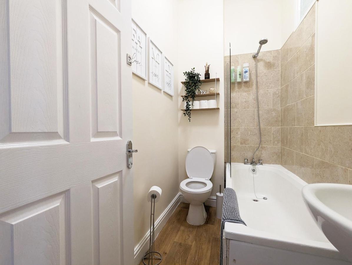 Guest Rooms In Anfiled Near Stadium, Free Parking Liverpool Luaran gambar