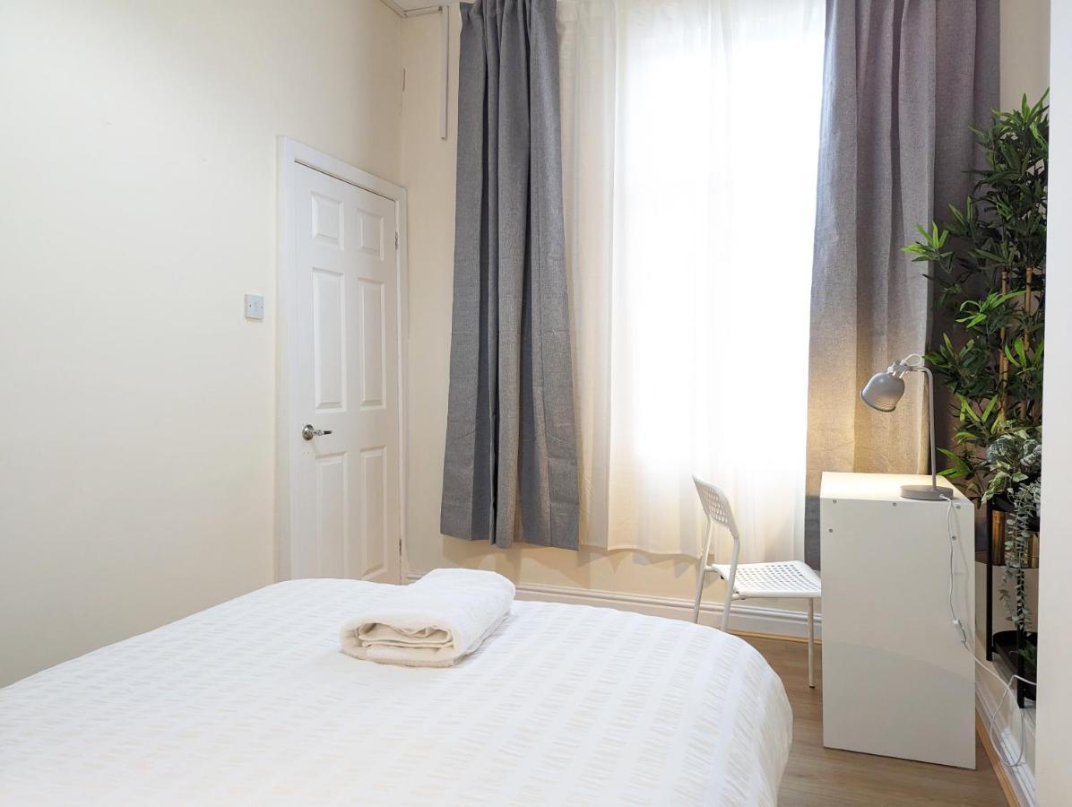 Guest Rooms In Anfiled Near Stadium, Free Parking Liverpool Luaran gambar